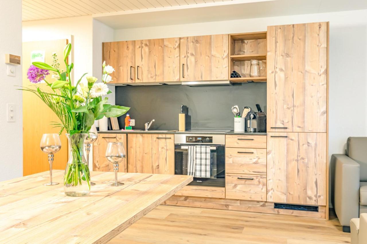 Kehr Apartment - Aare Jungfrau Ag グリンデルヴァルト エクステリア 写真